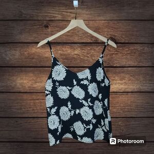 Forever 21 Floral Tank Size M
